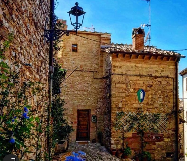 *La Torre Di Amelia* Nel Cuore Dell' Umbria Exteriör bild